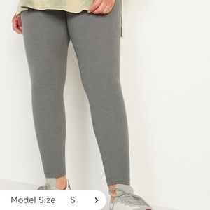 Old Navy Grey Ribbed Leggings